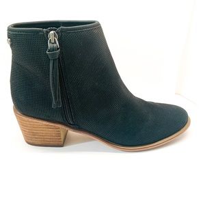 Treasure & Bond Black Stacked Heel Boots Size 8.5